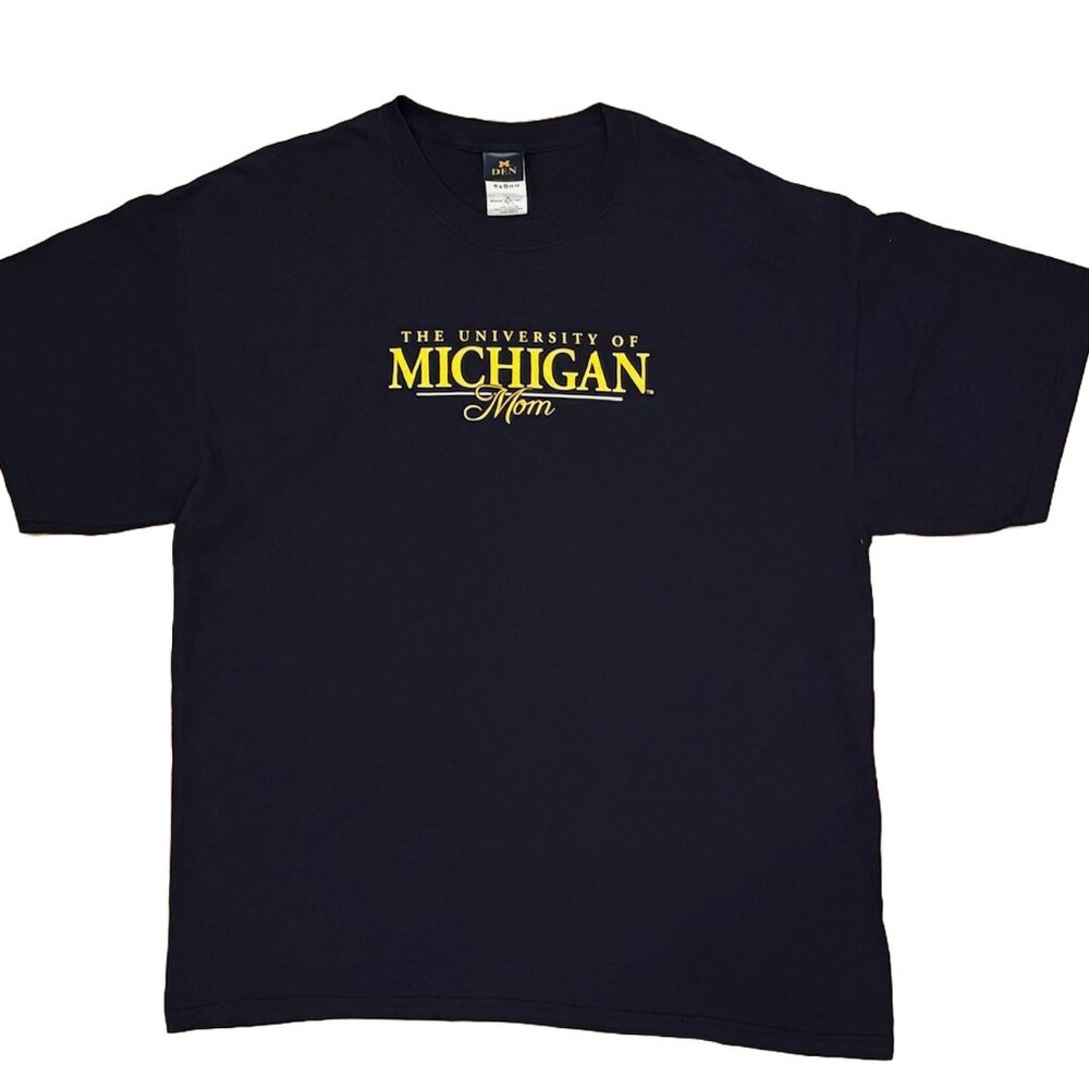 The University of Michigan Mom M Den Official Merch Tee Shirt, XL